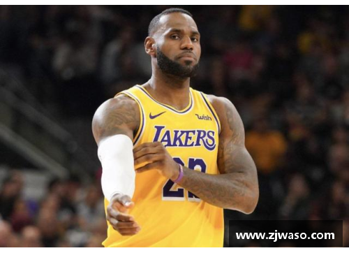 QY球友会NBA格林飙踢全纪实：惊心动魄一幕重现！